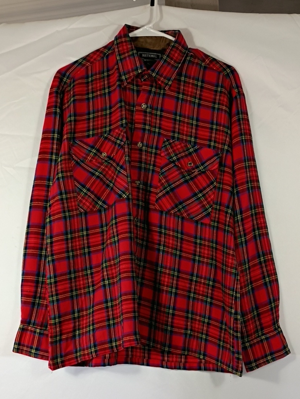 EUC National Outfitters Vintage Tartan Long Sleeve Button Down Mens Size Large
